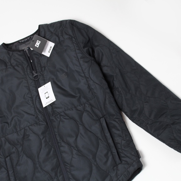 NEW - DC Command Insulated Jacket - M - Picture 11 of 16
